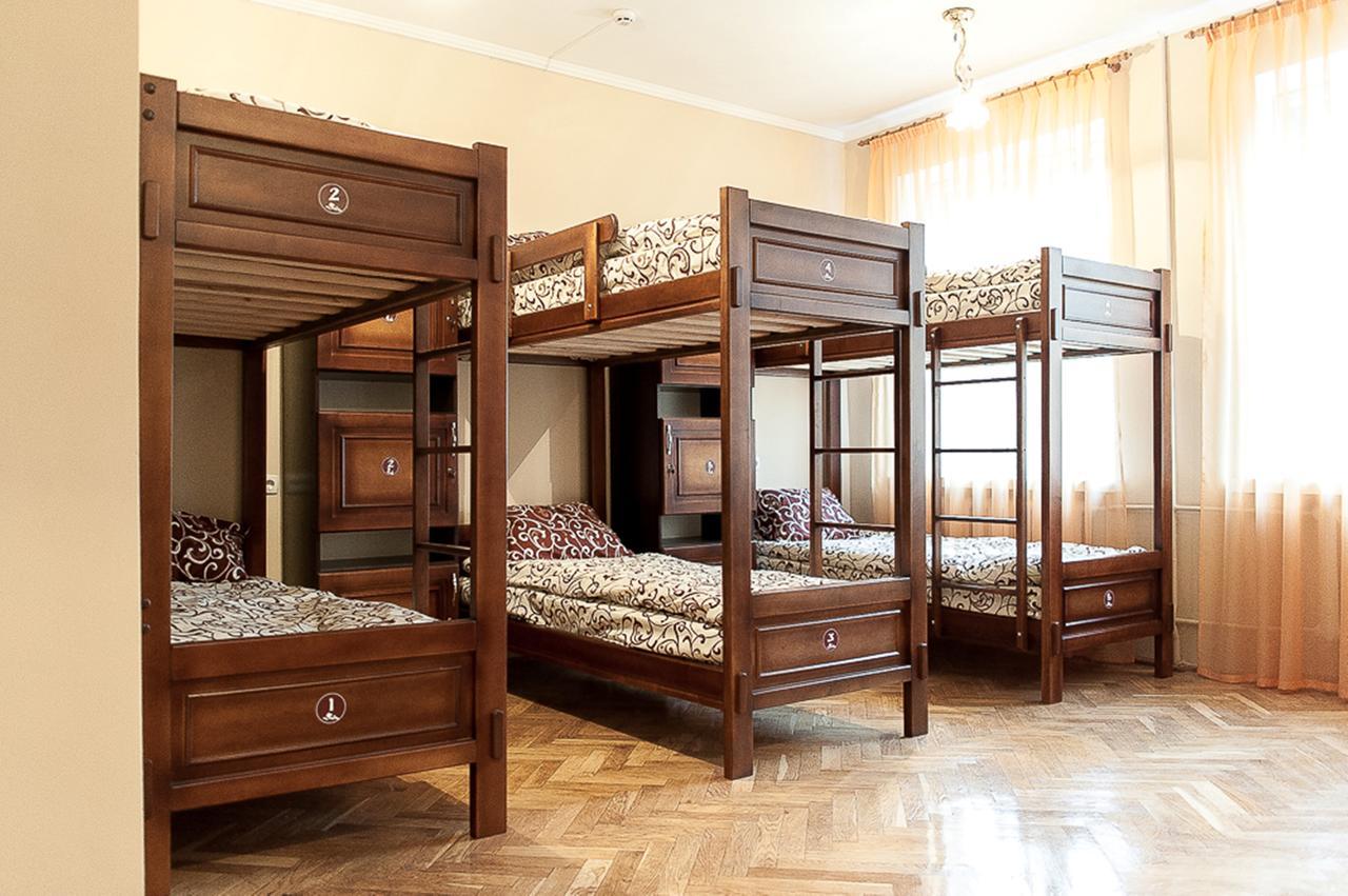 Hostel Druzi Lutsʼk Εξωτερικό φωτογραφία